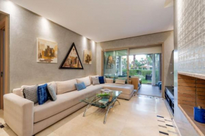 Poolside Apartment's-Green View